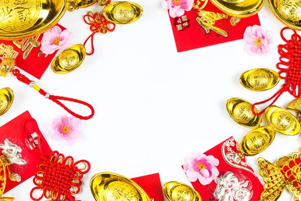 Decoraciones del festival de año nuevo chino, ang pow o paquete rojo y — Foto de Stock