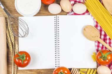 pişirme bir kavram. temel pişirme malzemeleri ve mutfak araçları kapat