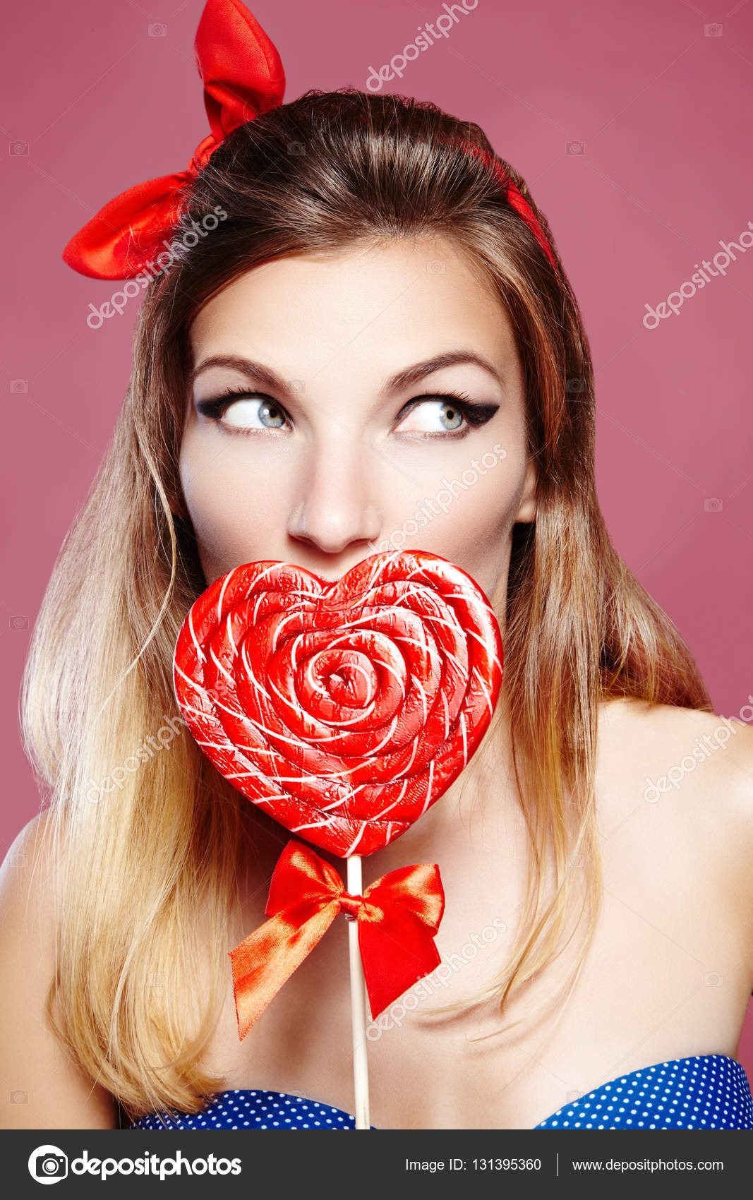 Pics Hair Bow Sexy American Style Pinup Girl With Cute Red Bow