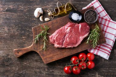 sebzeler çiğ biftek