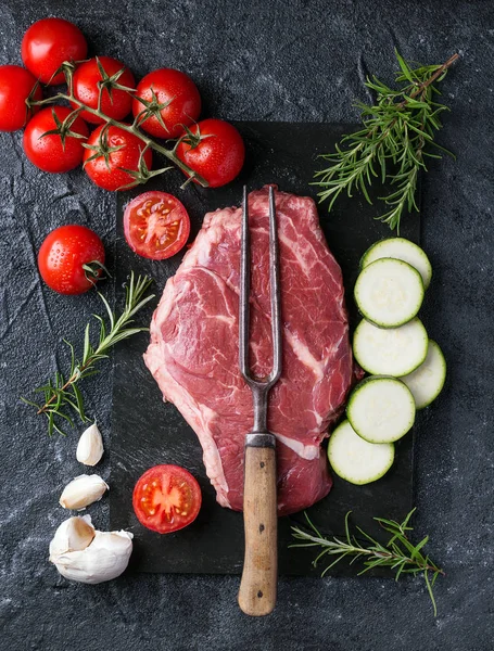 sebzeler çiğ biftek