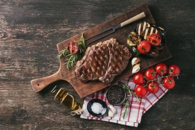 Sebzeli ızgara biftek