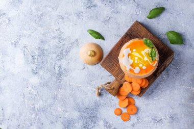 balkabağı çorbası-sebzeli