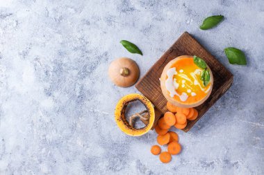 balkabağı çorbası-sebzeli