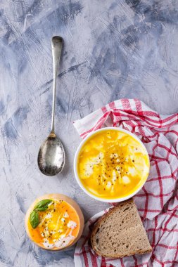 balkabağı çorbası-sebzeli