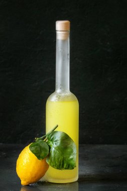 Ev yapımı Limoncello