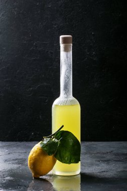 Ev yapımı Limoncello