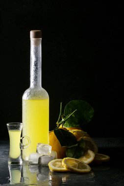 Ev yapımı Limoncello