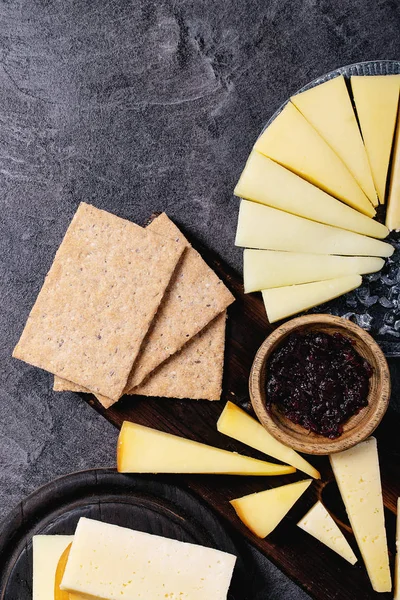 Variation des fromages à pâte dure et semi-dure — Photo