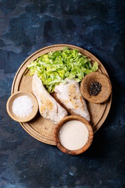 Sezar salatası yapmak için malzemeler