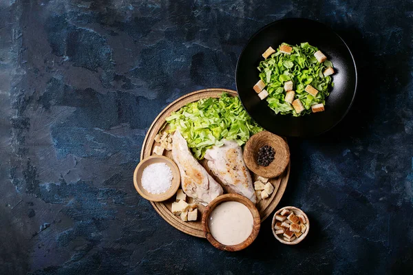 Zutaten für Caesar-Salat — Stockfoto