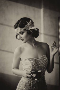 Sıkı beyaz dres lüks esmer