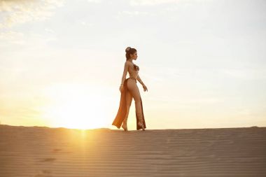 Leia Organa Solo Star Wars cosplay. 