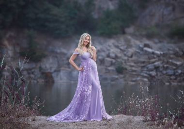 İçinde bir güzel, güzel bir kadın