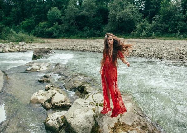 Viajero al estilo del Boho . — Foto de Stock