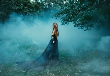 Seksi, siyah Kraliçe