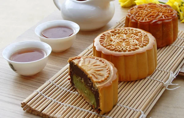 Mooncake, 중국어 중순가 축제. — 스톡 사진