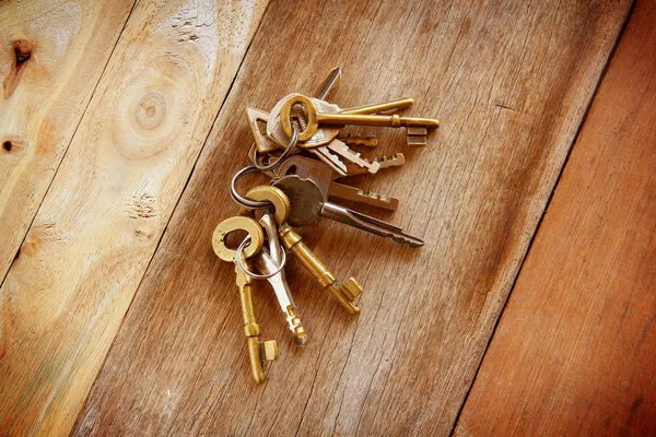 Vintage golden sleutels — Stockfoto