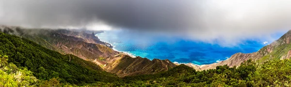 Красивый пейзаж острова Тенерифе — стоковое фото