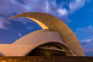  Auditorio de Tenerife binası