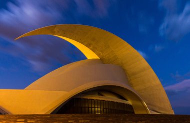  Auditorio de Tenerife binası