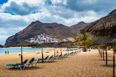 Santa Cruz de Tenerife yakınındaki ünlü plajı