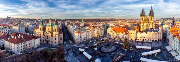 Blick auf den Altstadtplatz in Prag — Stockfoto