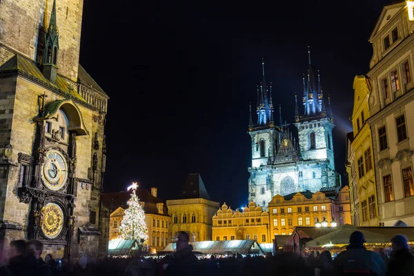 Weihnachtsmarkt in Prag — Stockfoto