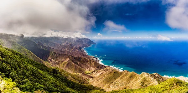 Vista das montanhas nas Ilhas Canárias — Fotografia de Stock