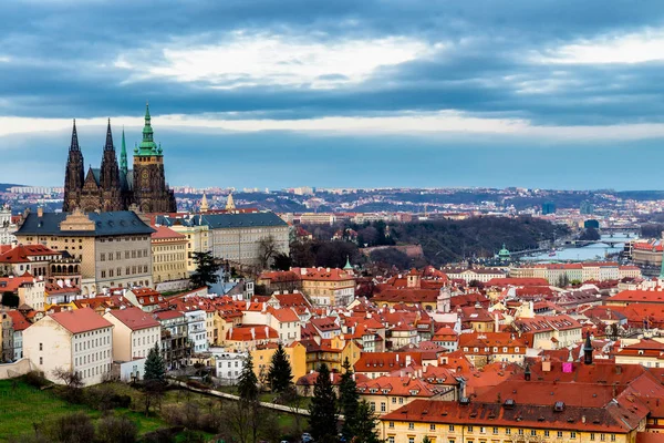 Área Menor Cidade de Praga, perto da igreja Saint Vitus, Ventses — Fotografia de Stock