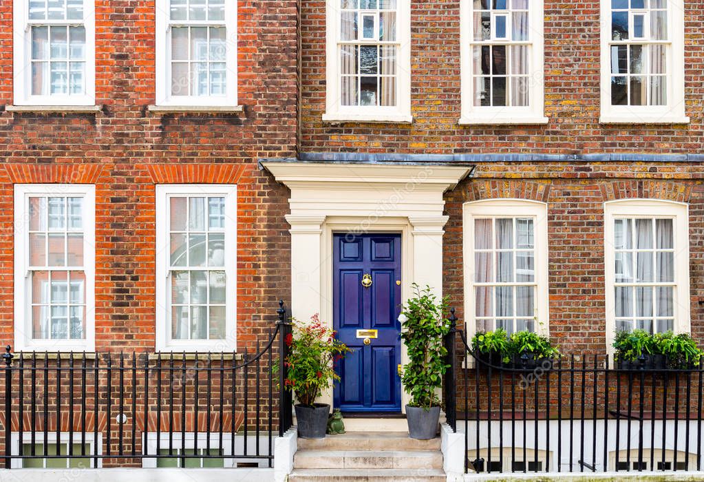 The facade to a traditional town house typical to the district o