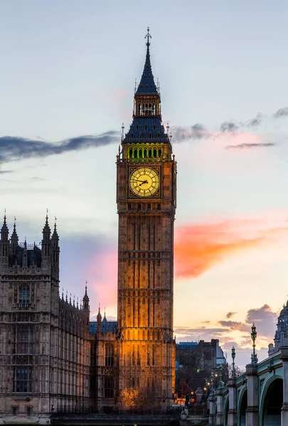 Gran ben y las casas del parlamento, Londres, Reino Unido — Foto de Stock