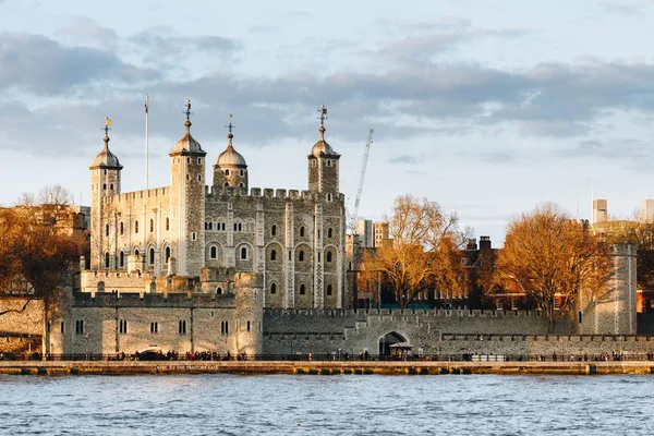 Torre de Londres al atardecer, Inglaterra, Famous Place, Internacional —  Fotos de Stock