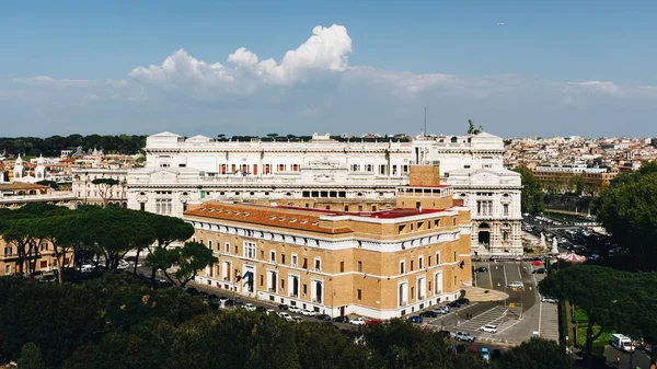 Corte Suprema di Cassazione in Rome, Italië. Uitzicht vanaf Castel San — Stockfoto