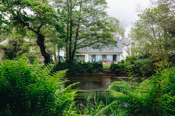 Idylliska landskapet vid Pont-Aven, en kommun i den Finistere varuhusen — Stockfoto