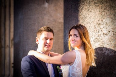 Gelin ve Damat Düğün pozlar önünde Pantheon, Rome, İtalya