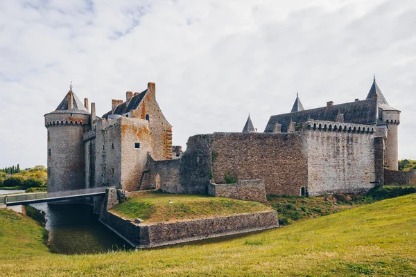 Panoramiczny widok z Chateau de Suscinio w Zatoce Morbihan, Britt — Zdjęcie stockowe