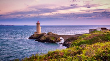 Deniz feneri Plouzane, Fort du Phare du Petit Minou görünümünü