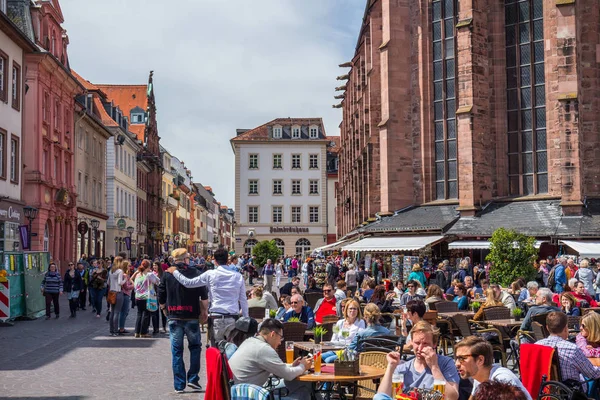 Heidelberg, Německo - 6. května 2017: Tržiště s turné — Stock fotografie