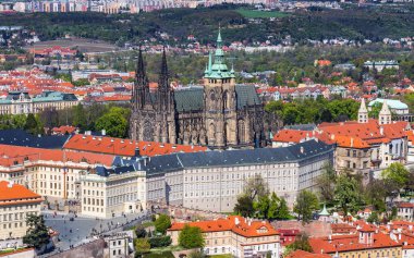 Prag Kalesi ve Saint Vitus Katedrali, Çek Cumhuriyeti. Panoram