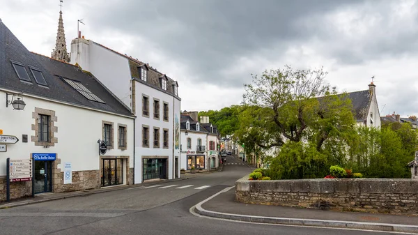 Pont-Aven, França - 28 de abril de 2017: Cenário idílico em Pont-Aven — Fotografia de Stock