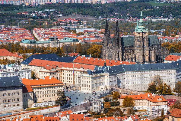 Skyline vista aérea da cidade velha de Praga, ponte Charles, Praga C — Fotografia de Stock