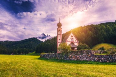 Ünlü en iyi Alp yer dünya, Santa Maddalena (St Magda