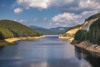 Romen Karpatlar, Transalpina Gölü Oasa ile manzara.