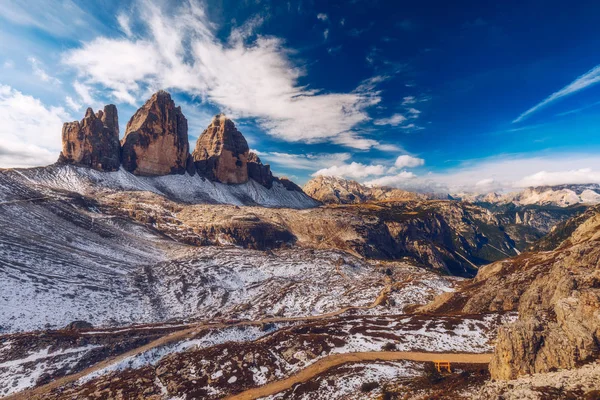 Tre Cime di Laveredo, three spectacular mountain peaks in Tre Ci — Stockfoto