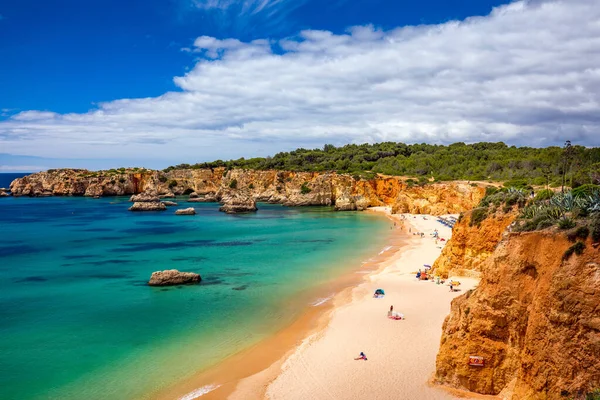 Playa de Barranco das Canas en Portimao, Algarve, Portugal. Prai. — Foto de Stock