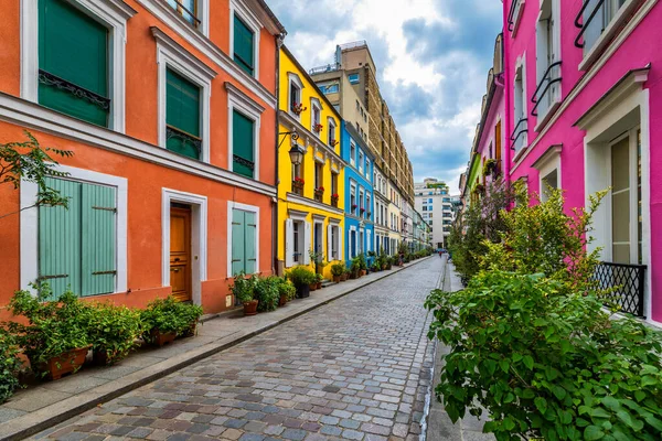 Cremieux Street (Rue Cremieux), Paris, France. Rue Cremieux in t