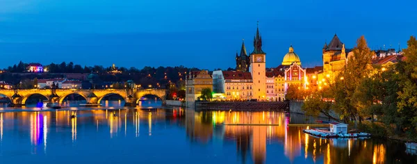 Karlsbron i Prag i Tjeckien. Prag, Tjeckien. Cha Ordförande — Stockfoto