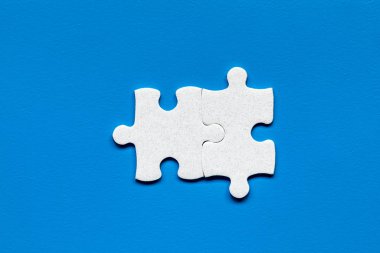 Yapbozun yakın çekim izole. Eksik yapboz parçası, 