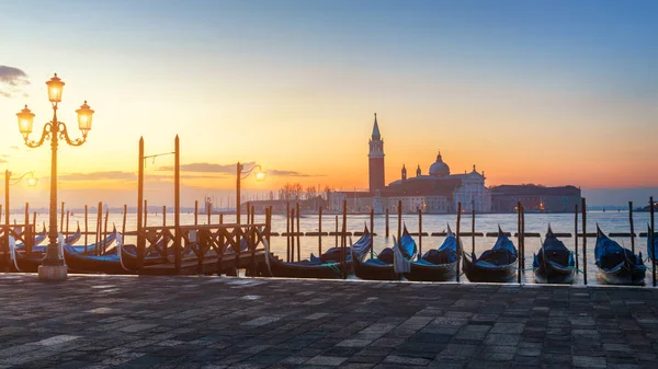 San Marco meydanında gün doğumu, Venedik, İtalya. Venedik Büyük Kanalı. — Stok fotoğraf